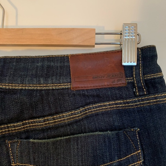 EUC DKNY Eastside Bootcut Jeans - Picture 3 of 5